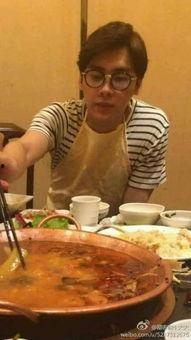 明星吃蒙古火锅视频,美食与时尚的完美邂逅