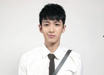 柯震东gay明星,从阳光少年到争议明星的蜕变之路